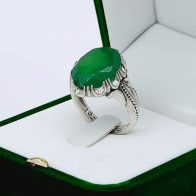 انگشتر عقیق سبز با رکاب نقره طرح چنگی کد 1329