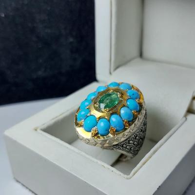 انگشتر نقره با سنگ فیروزه ی نیشابور و زمرد کد 1272