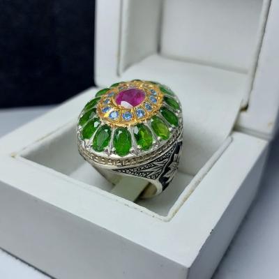 انگشتر نقره با سنگ زبرجد توپاز و یاقوت کد 1268